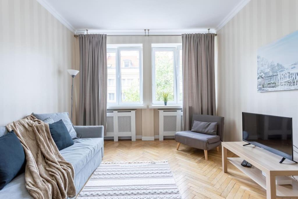 Urban Chic - Two Bedrooms - Center&nowy Swiat Apartament